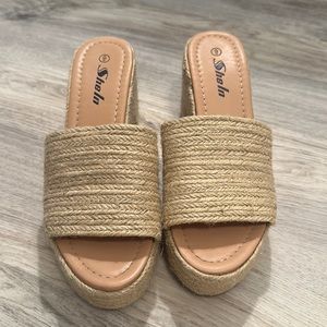 Espadrilles